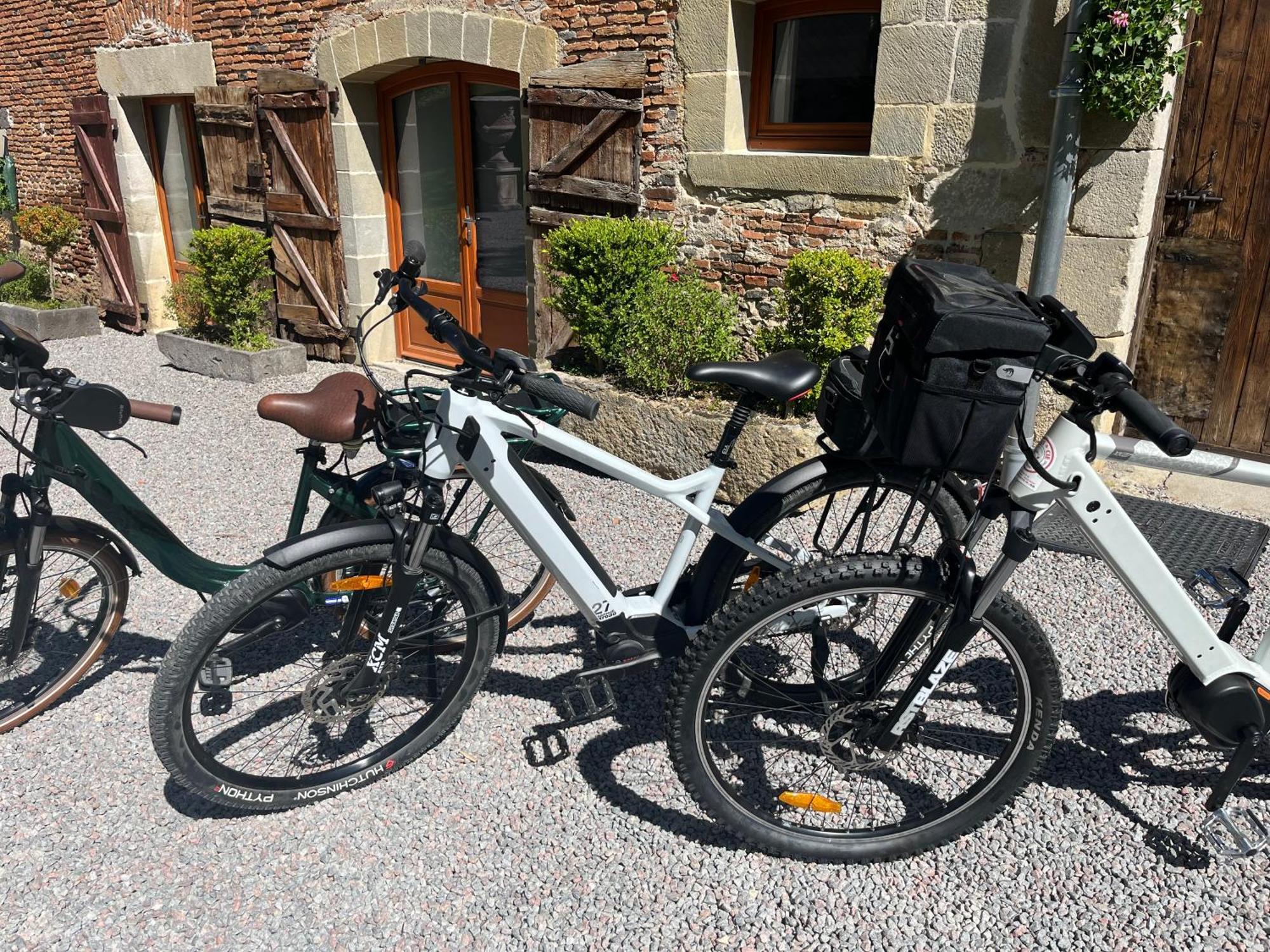 La Réserve de Rilhat Cognat-Lyonne Exterior foto